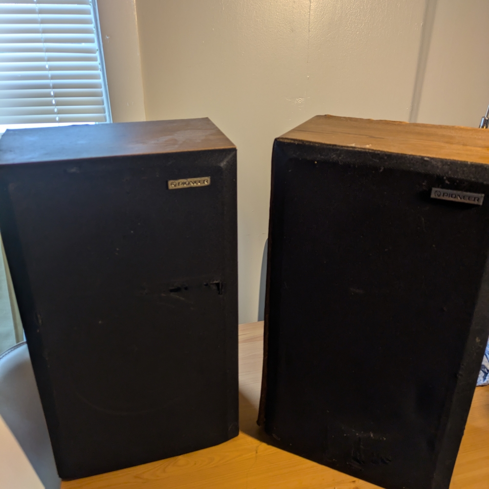 Kenwood Black Speakers